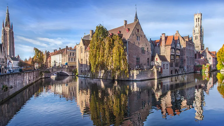 Falling in Love with Bruges: A Journey through Belgium's Most Romantic City 2023
