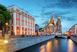top 10 Tourist Places In The Russian City Of Saint Petersburg