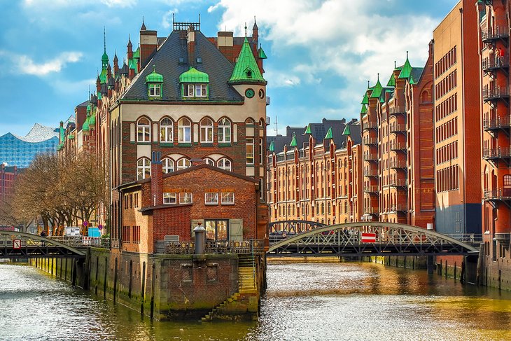5- Miniatur Wunderland & Historic Port of Hamburg: