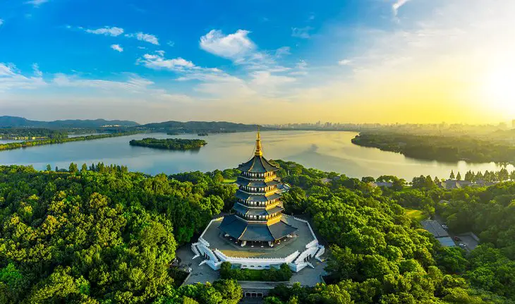 Top 6 best landmarks in the Chinese city of Hangzhou